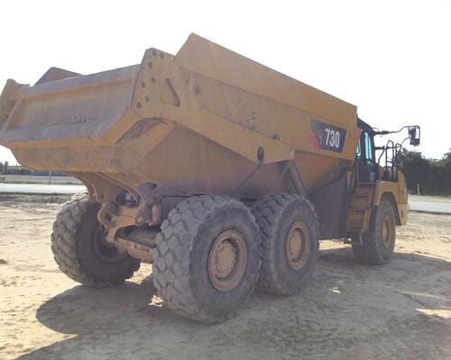 Caterpillar 730