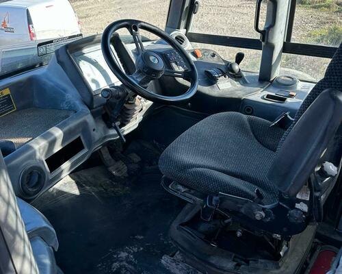 Dempr/dumper BELL B25D, r.v. 2008, 14.800 mth, zachovalý