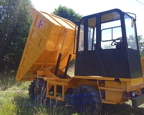 Dumec 5000 4x4 nosnost 10 000kg Dumec 5000 4x4 nosnost 10 000kg