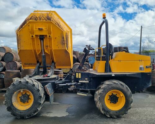 JCB 6TST