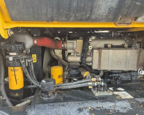 JCB 6TST KOLOVÝ DEMPR 