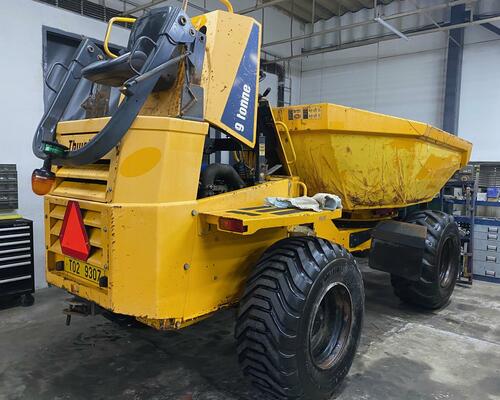 THWAITES MACH 698