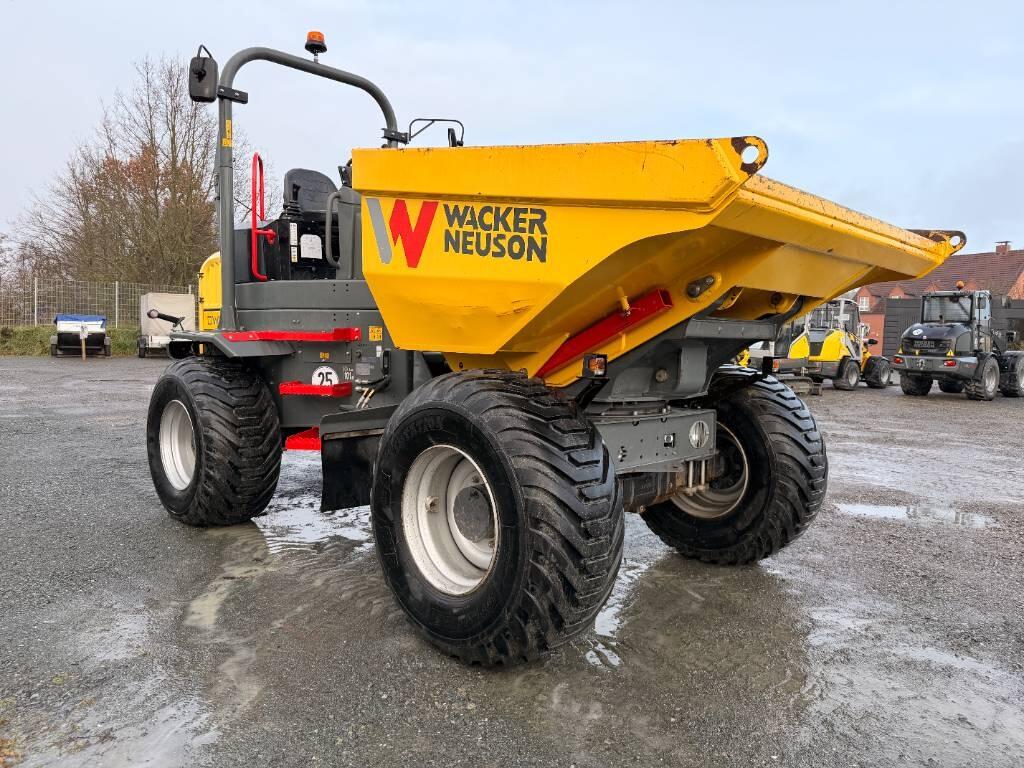 Wacker Neuson DW 90 otočná korba