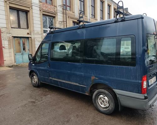 FORD TRANSIT 300 M 2.2 85 KW 9 MÍST 