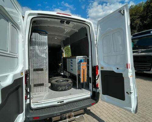 Ford Transit  H3 L3 servisní auto