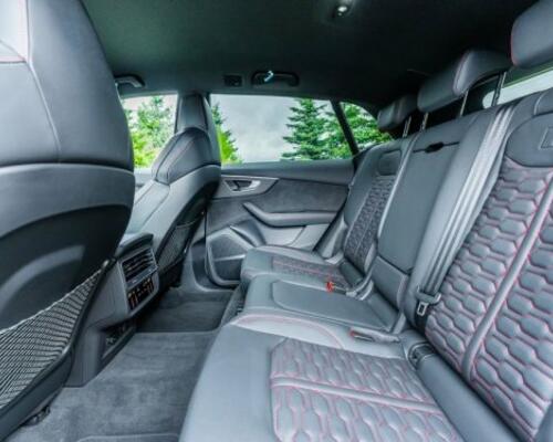 _JINÉ AUDI - RS Q8 TFSi Quattro Dynamik SUV