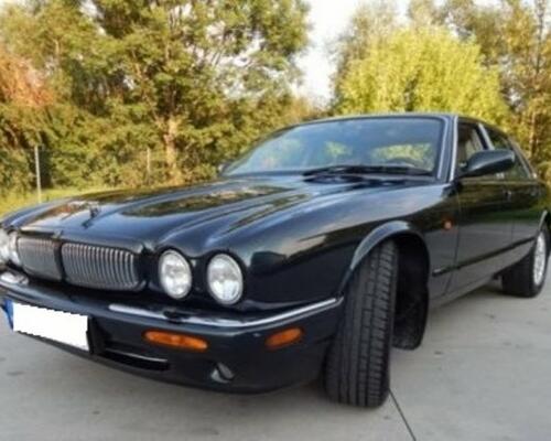_JINÉ Jaguar - XJ8 4.0 Sovereign