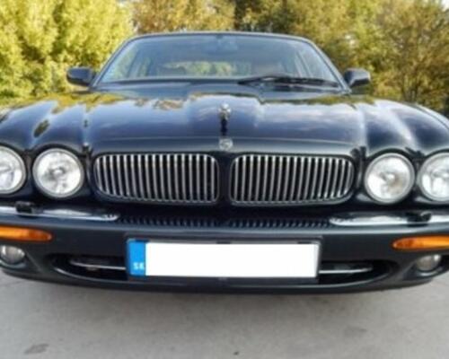 _JINÉ Jaguar - XJ8 4.0 Sovereign