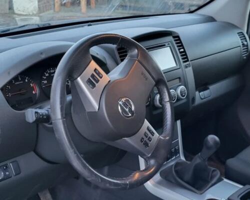 Nissan Navara (double cab)