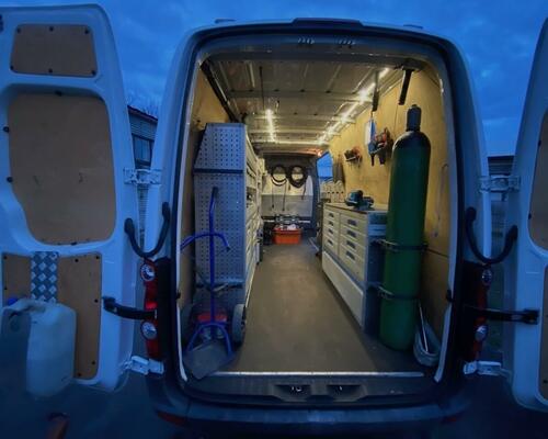 VW crafter - servisní vozidlo - výbava sortimo 