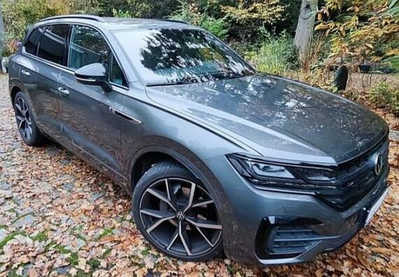 VW (Volkswagen) 3.0 TDi R-line 4-motion