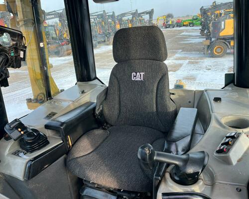 Buldozer Caterpillar D6N LGP (Možnost leasingu)