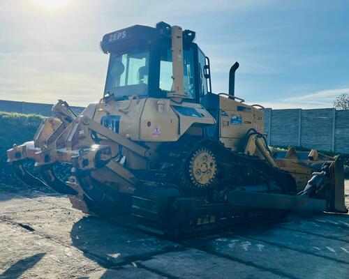 Buldozer Caterpillar D6N XL (Možnost leasingu)