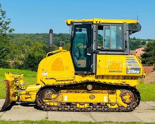 Buldozer Komatsu D39PX-24 (Možnost leasingu)