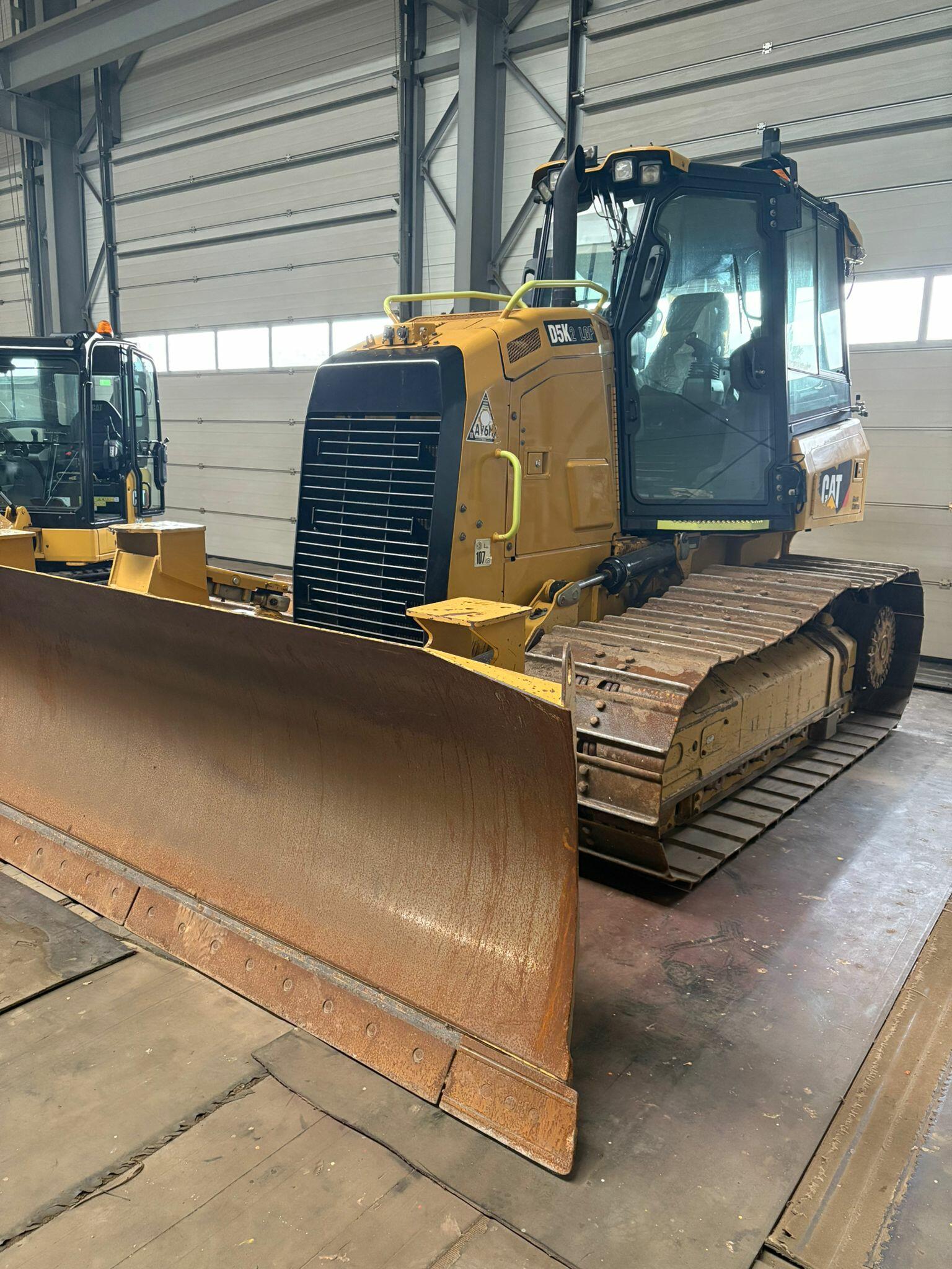 CAT D5K2 LGP
