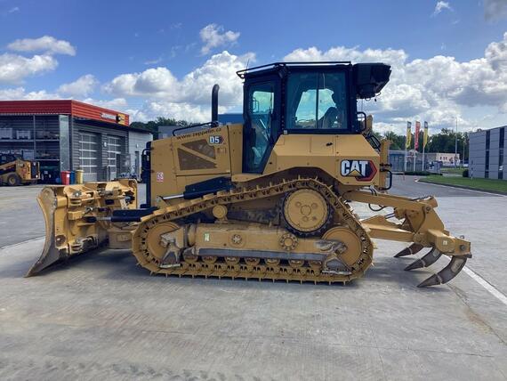 Caterpillar D5