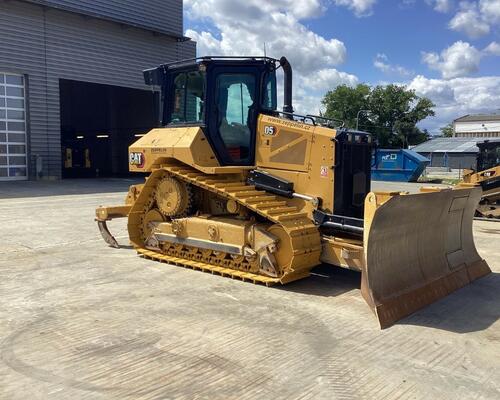 Caterpillar D5