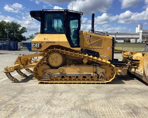 Caterpillar D5