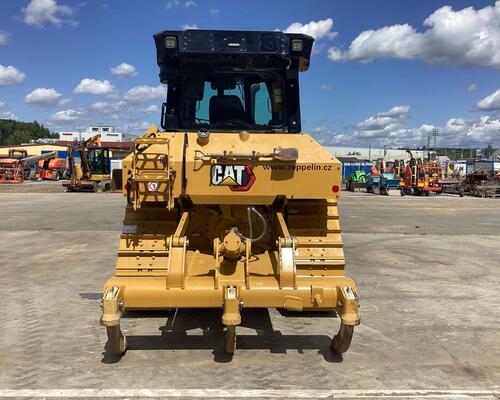 Caterpillar D5