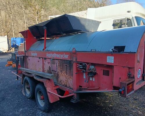 Recyklátor Asfaltu BAGELA 10000 F