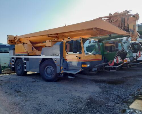 Autojeřáb Liebherr LTM 1040-2.1