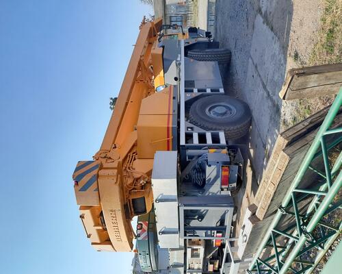 Autojeřáb Liebherr LTM 1040-2.1
