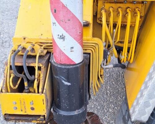 TATRA T815 +AD 28 (ČKD)