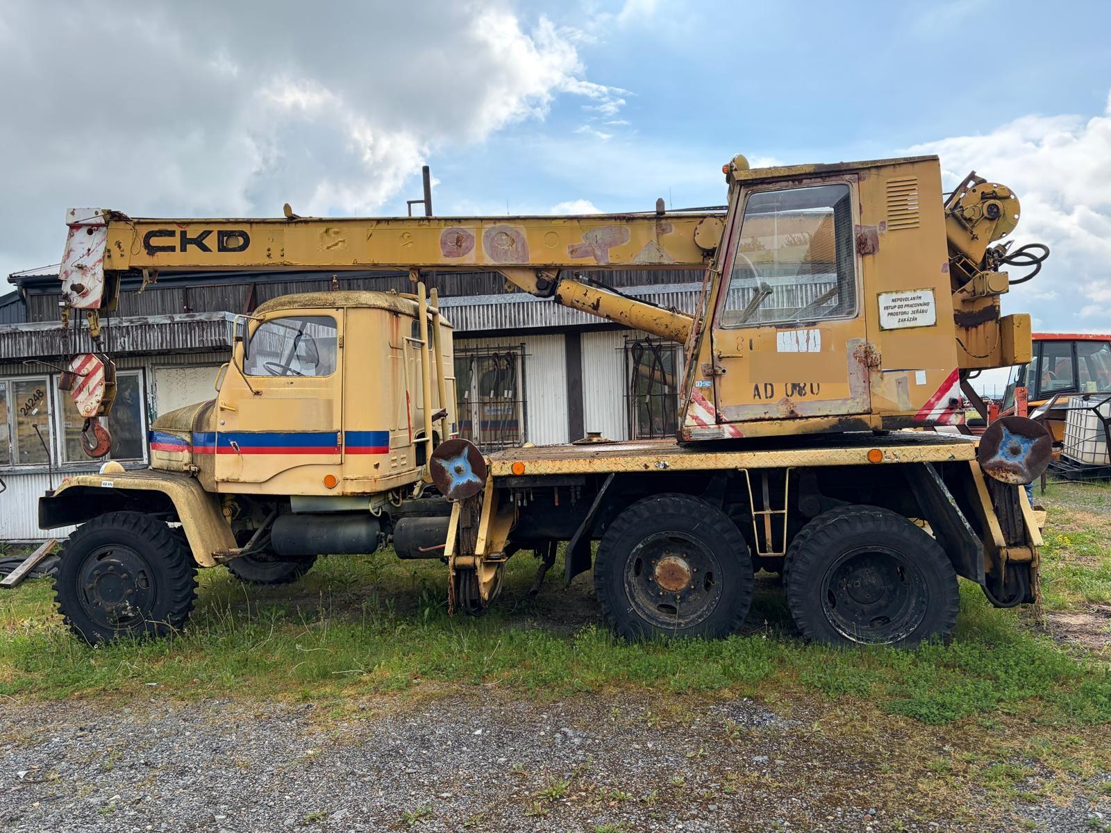 V3S AD 080
