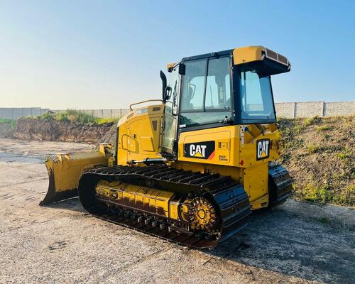 Buldozer Caterpillar D5K2LGP (Možnost leasingu)