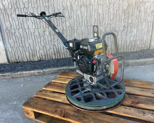 Hladička betonu HUSQVARNA BG245