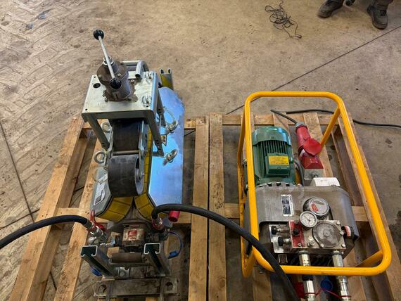 Kabelový podavač PLUMETOP DF 6 HB/E s el. motorem