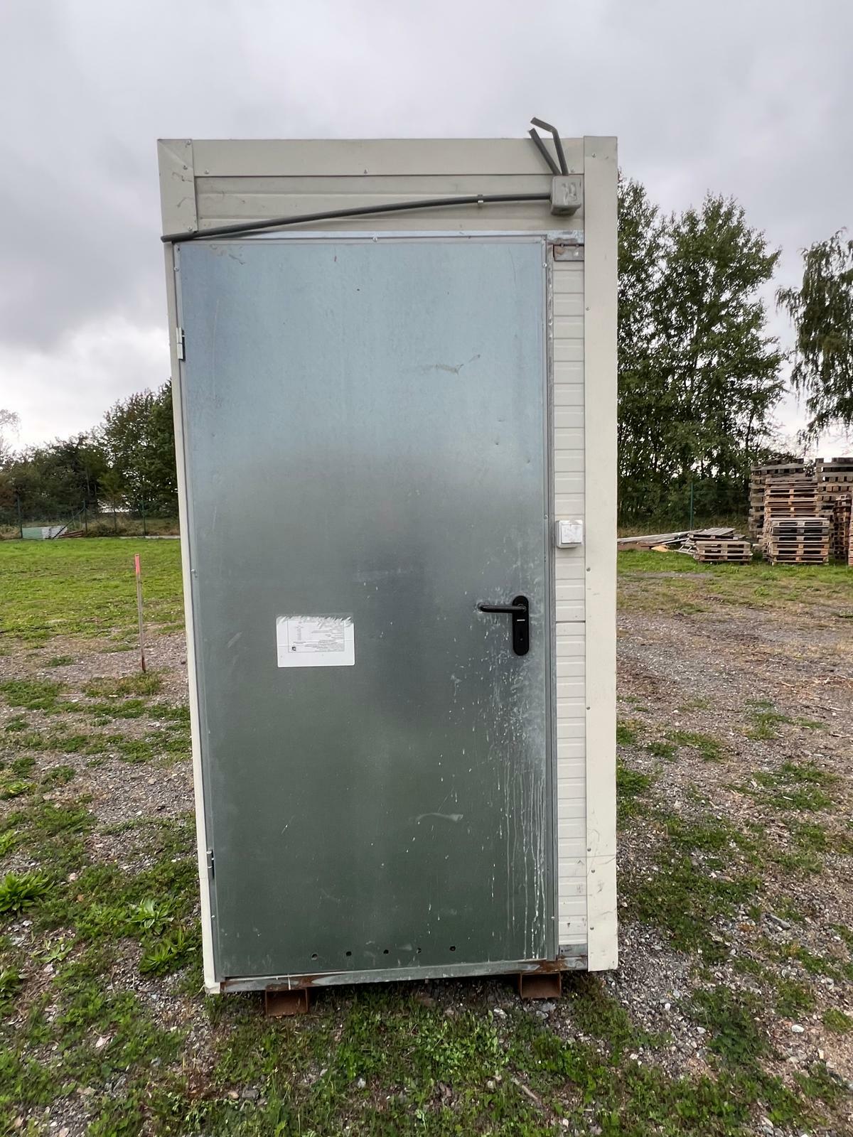  mobilní wc + mobilní sprcha