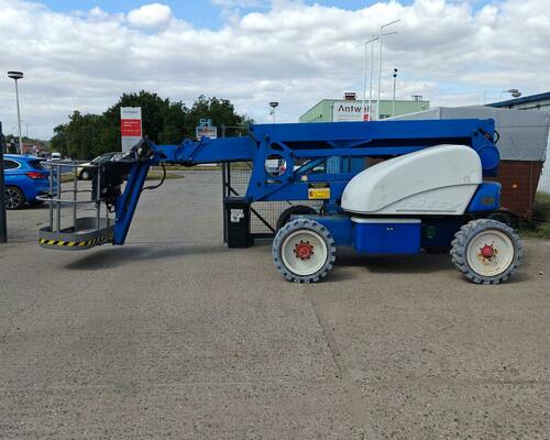 Nifty HR 21 DE 2WD