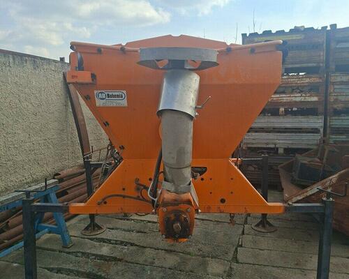 Sypač AB Bohemia BBS 1.2E