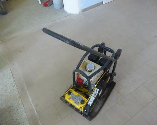 Vibrační deska BOMAG BP18/45-2