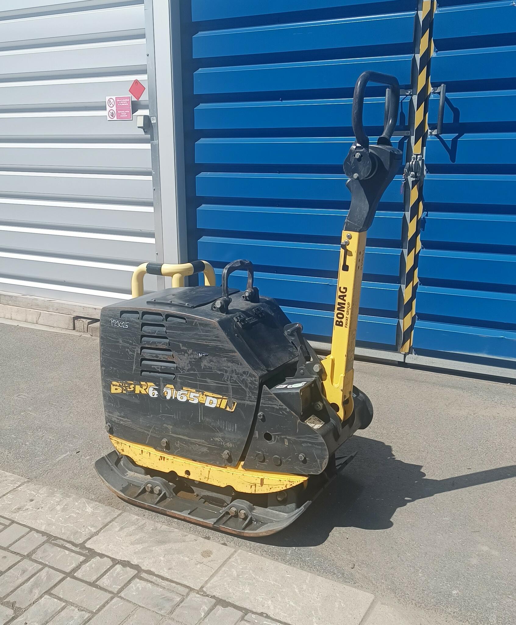 Vibrační deska bomag BPR 60/65D
