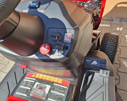 Zahradní traktor DELLKON DELRM38R-D586