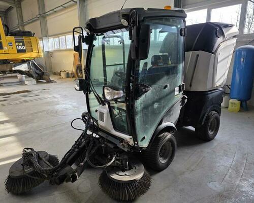 Zametací stroj Kärcher MIC C, r.v. 2016, 1121 mth