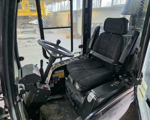 Zametací stroj Kärcher MIC C, r.v. 2016, 1121 mth