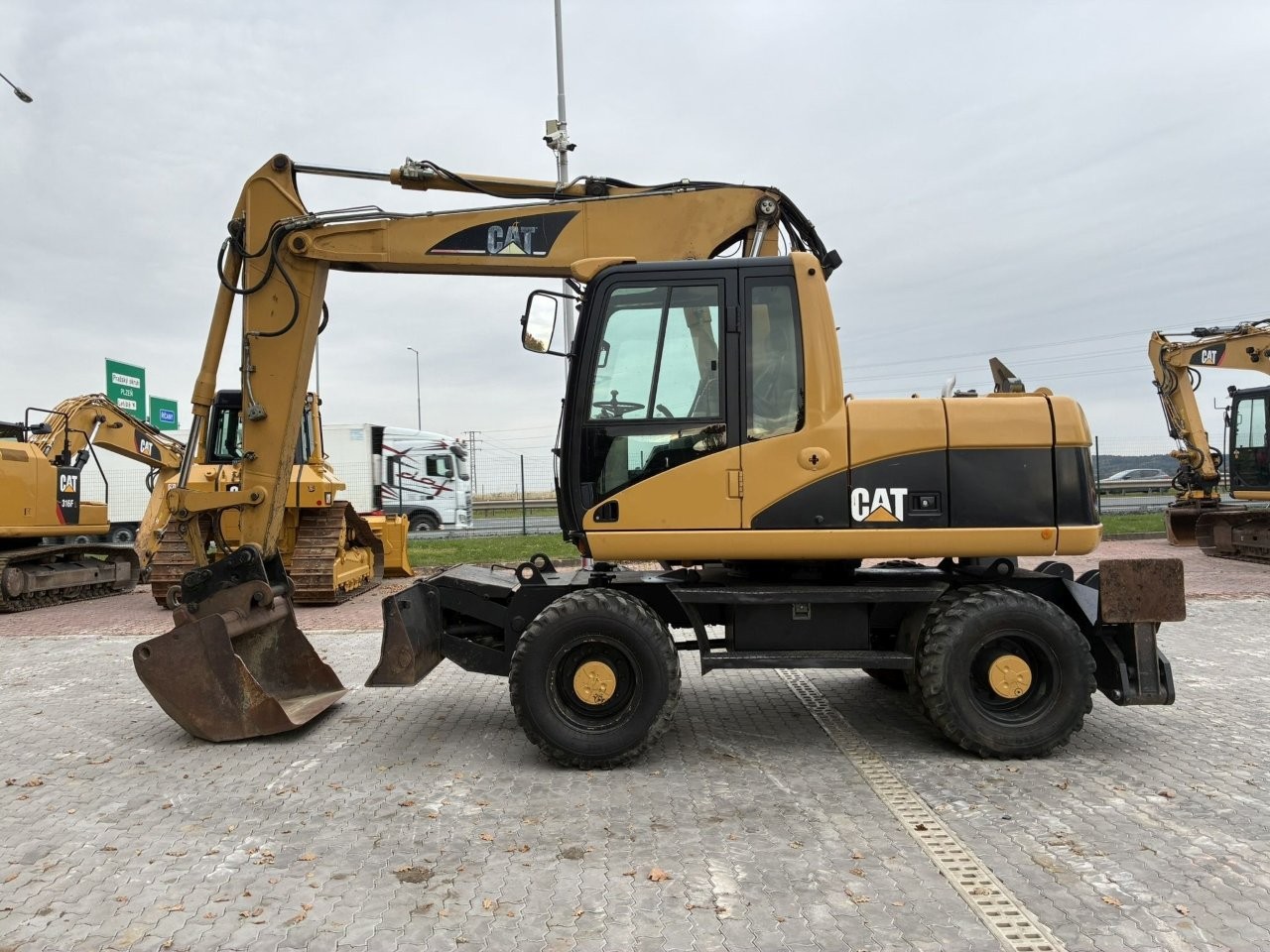 Caterpillar M313C