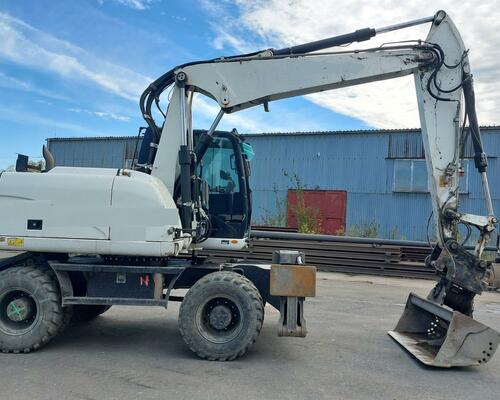 CATERPILLAR M 313 D- STROJ V SUPER STAVU