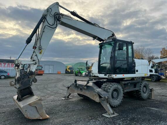 CATERPILLAR  M 313 D-STROJ V SUPER STAVU 