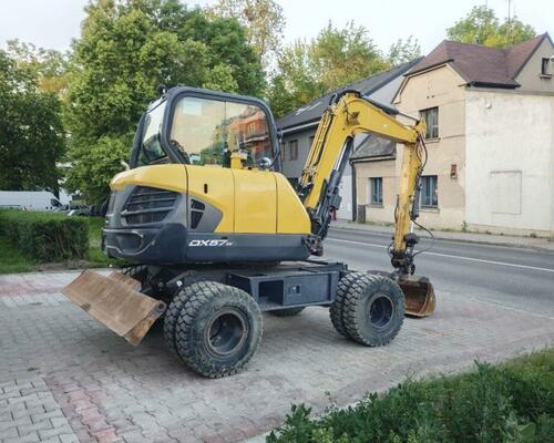 DOOSAN DX57