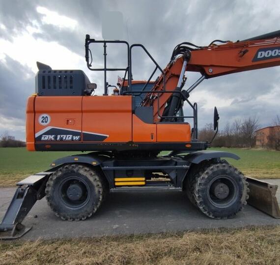 Doosan DX 170 W-7