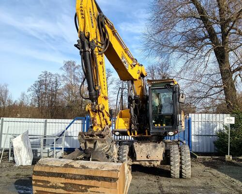 JCB 175 W