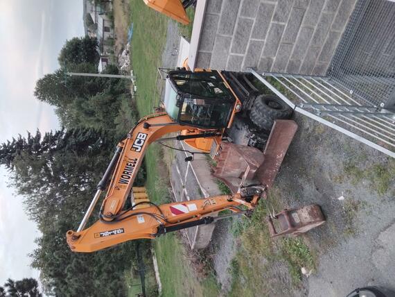 Jcb JS145W