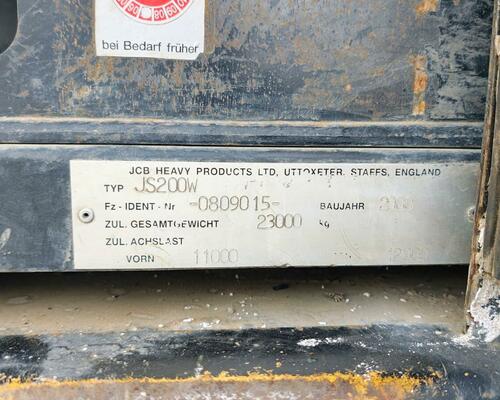 JCB  JS200W