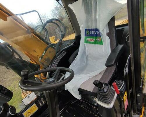 JCB JS 145W