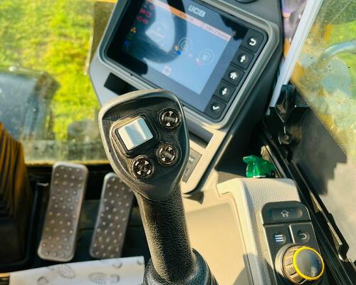 Kolové rypadlo JCB 110W Hydradig (Možnost leasingu)