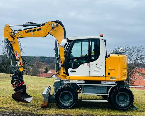 Kolové rypadlo Liebherr A910 Compact Litronic (Možnost leasingu)